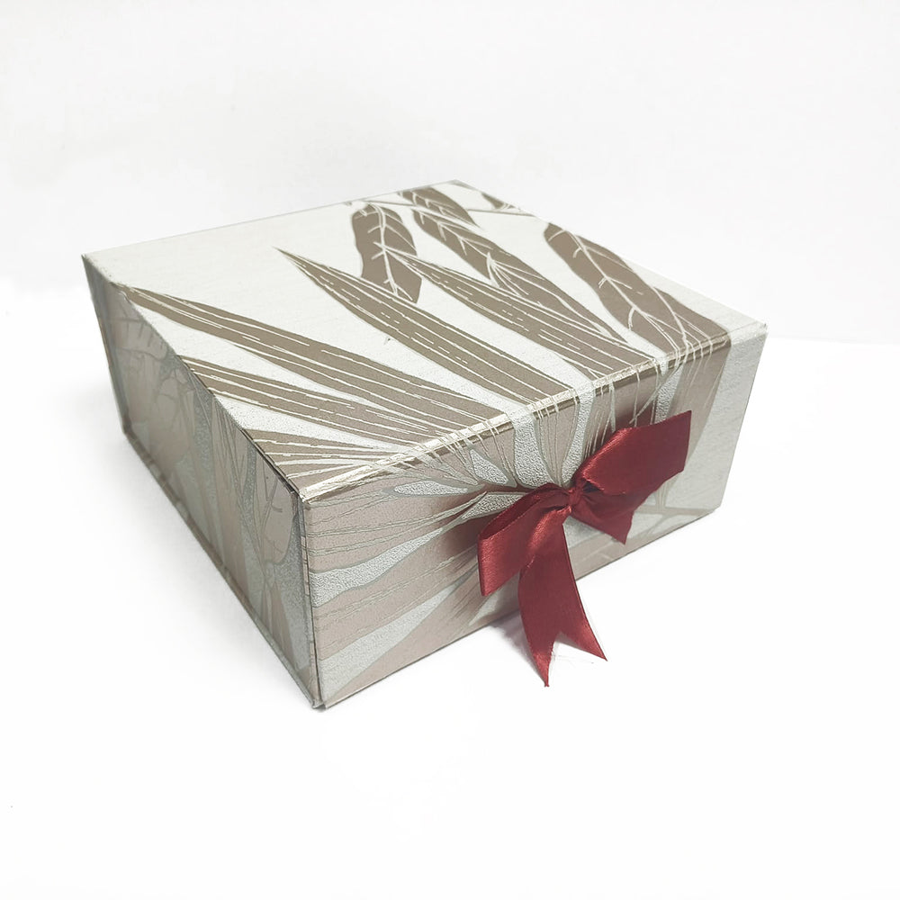 Premium Gift Hamper Box For All Occasion |8x8x3.5 inches/Foldable Magnetic 1002